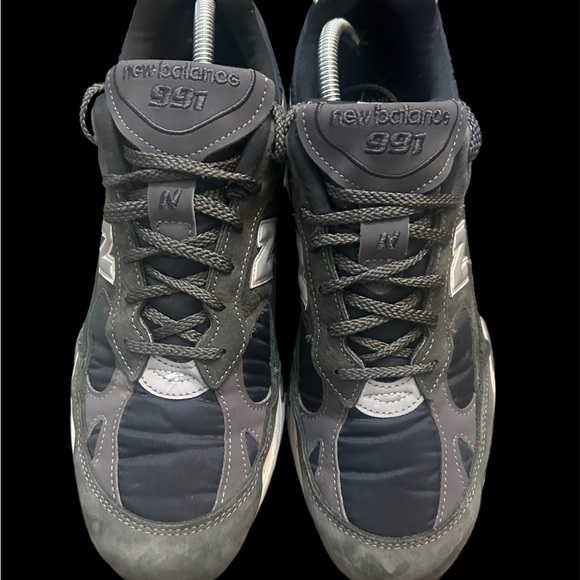 New Balance 991 Made in England Low Vulcan - M991DGG size 9.5 - Picture 2 of 6